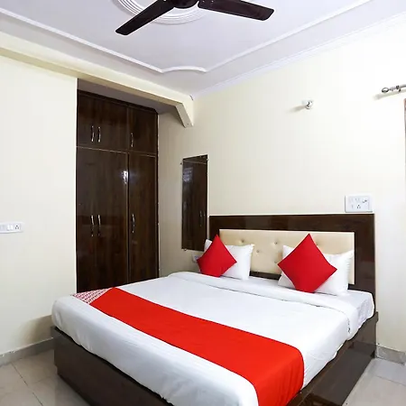 Hotel O Karan Residency